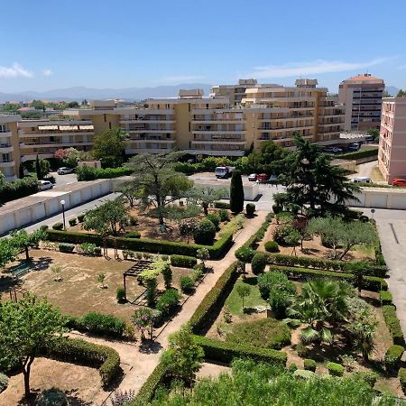 L'Appart Frejus Plage Bagian luar foto