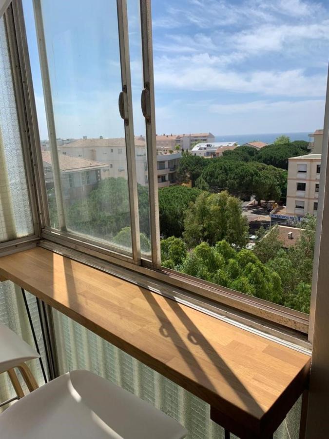 L'Appart Frejus Plage Bagian luar foto